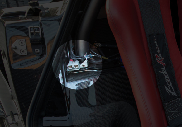 跑車內(nèi)部構(gòu)造.jpg 跑車內(nèi)部構(gòu)造.jpg